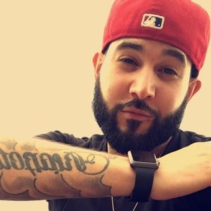 Meet your Posher, Eric